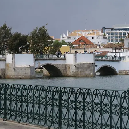 Gasthuis Azul Sul 3*